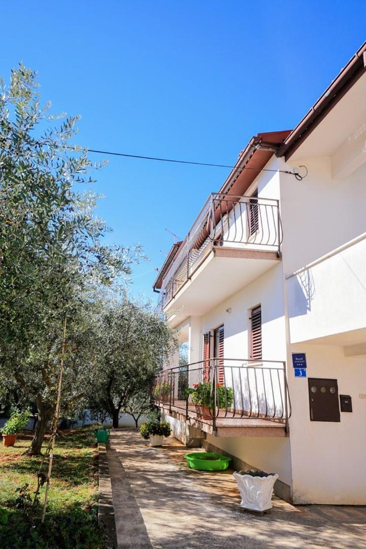 Apartment Daniela Savudrija Exterior foto